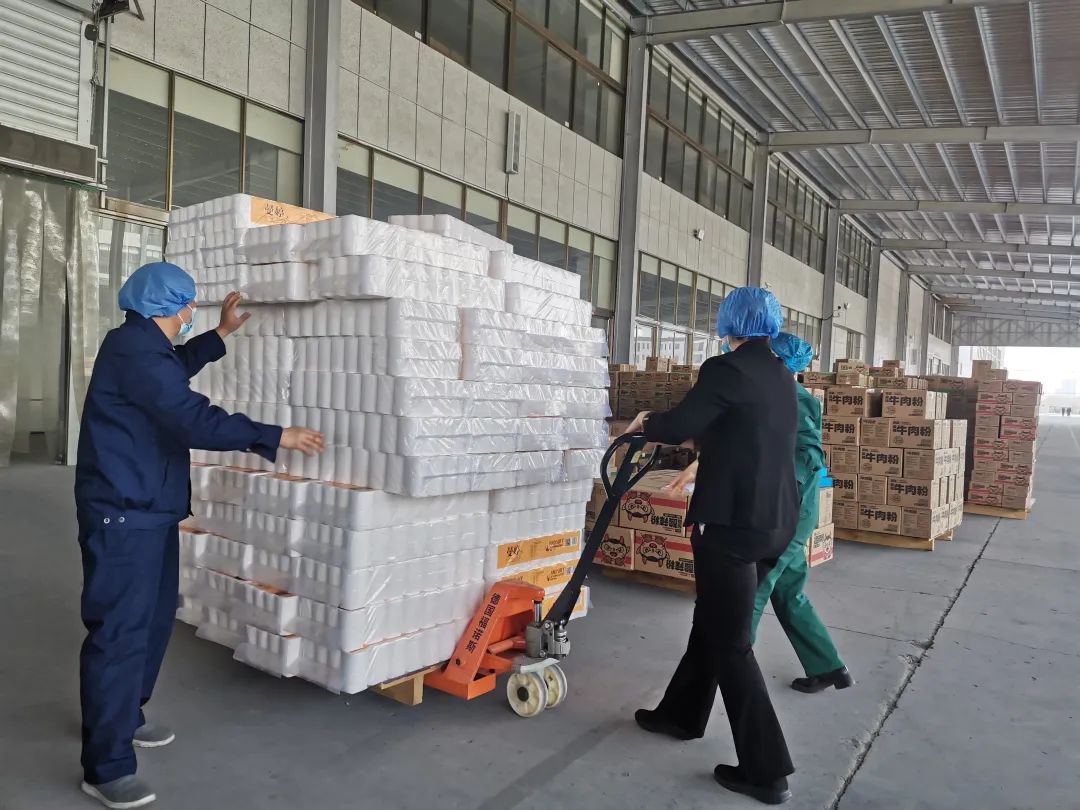 麗星公司為員工發(fā)福利 麗星公司為員工發(fā)福利