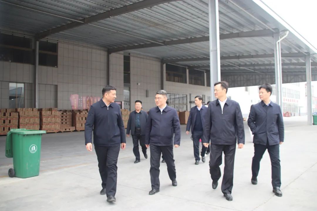 視察麗星公司 視察麗星公司