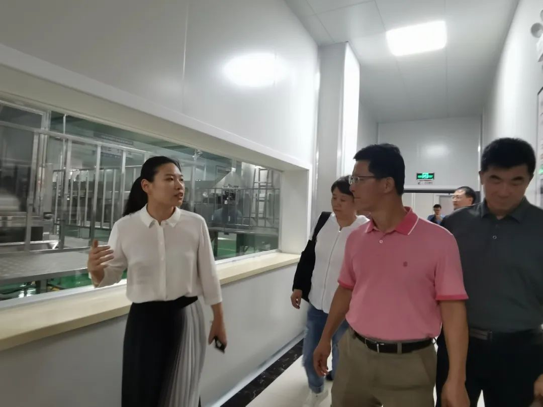 參觀麗星公司 參觀麗星公司