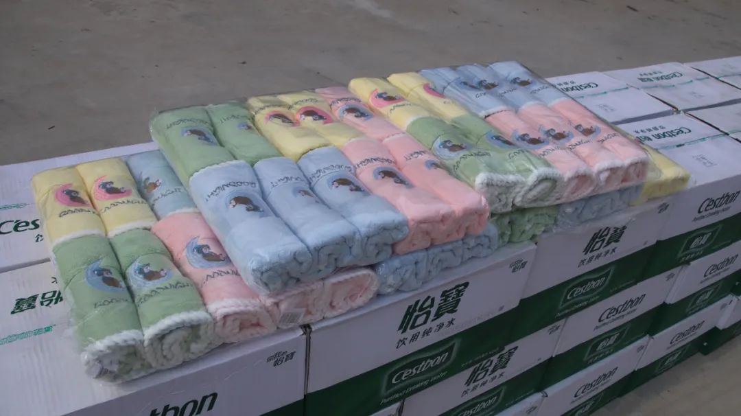 麗星公司慰問 麗星公司慰問